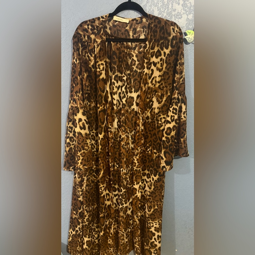 Kimono- Leopard Print Long flowing sleeve-LG-EUC